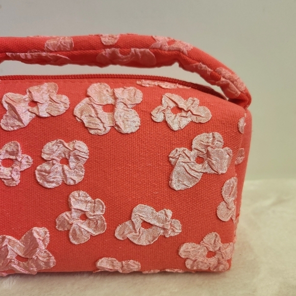 Ulta Beauty Coral Pink Floral Flower Appliques Cosmetic Bag NWT - Picture 3 of 10